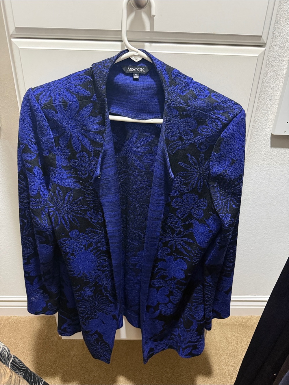 Misook Royal Blue and Black Floral Jacquard Knit Open-Front Jacket